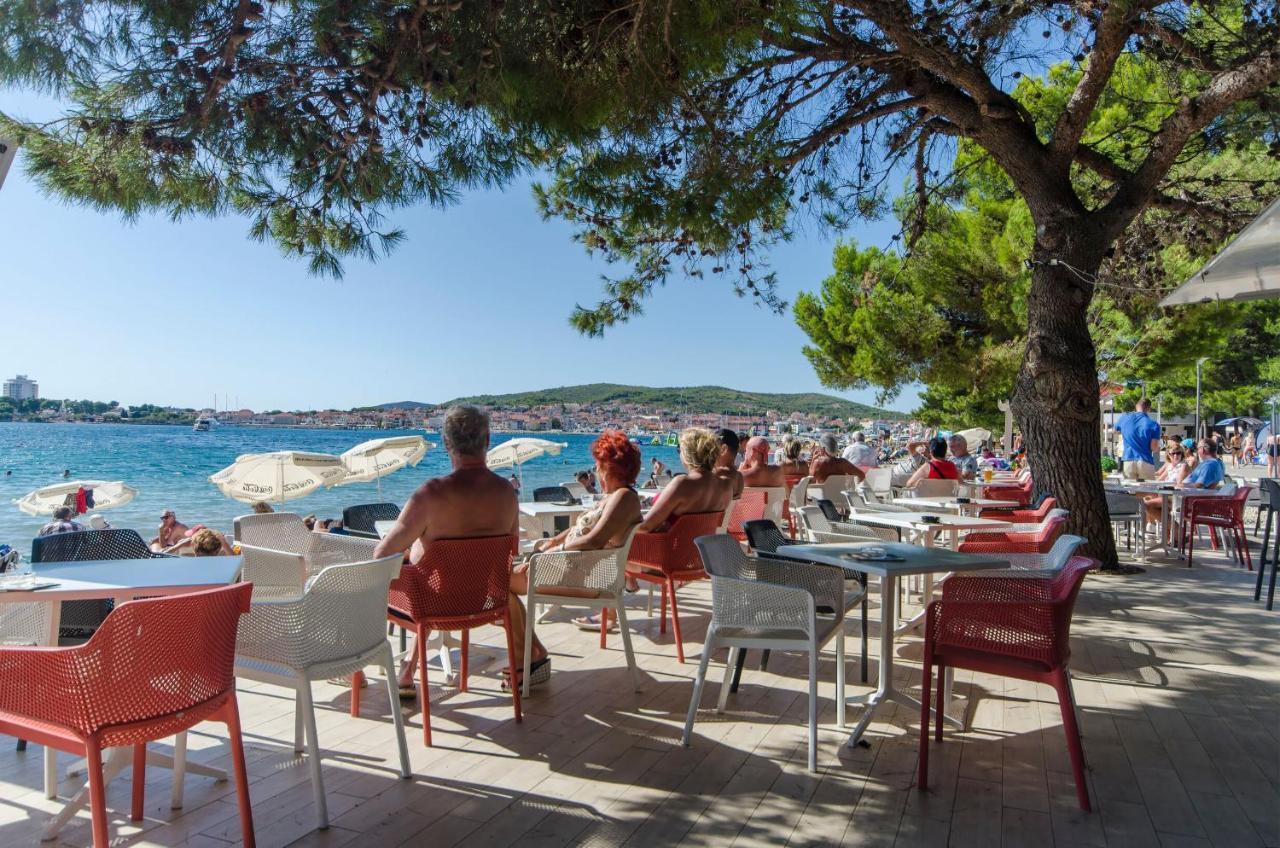 Apartments Mira I Водице Экстерьер фото