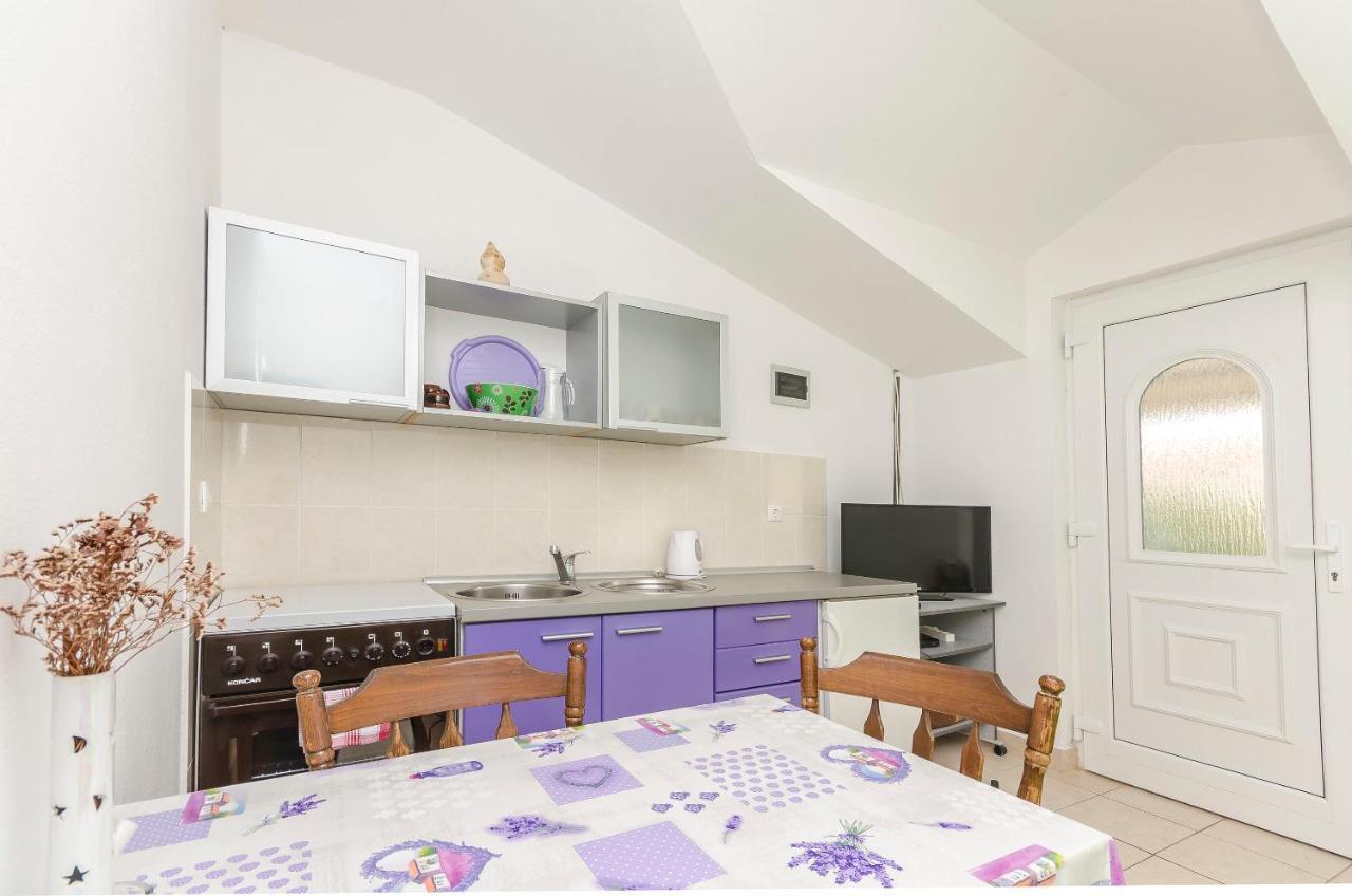 Apartments Mira I Водице Экстерьер фото